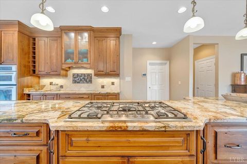 Tiny photo for 1300 Pats Drive, Moneta, VA 24121 (MLS # 365244)