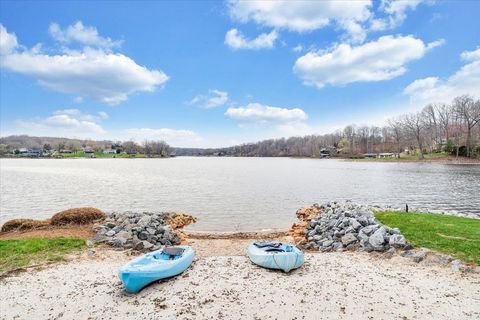 Tiny photo for 1300 Pats Drive, Moneta, VA 24121 (MLS # 365244)