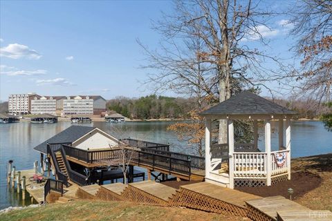 Tiny photo for 1009 Guardian Circle, Huddleston, VA 24104 (MLS # 365014)