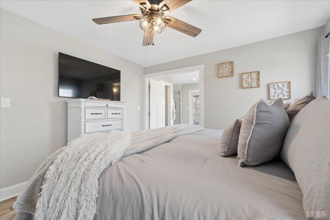 Tiny photo for 1009 Guardian Circle, Huddleston, VA 24104 (MLS # 365014)