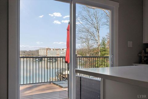 Tiny photo for 1009 Guardian Circle, Huddleston, VA 24104 (MLS # 365014)