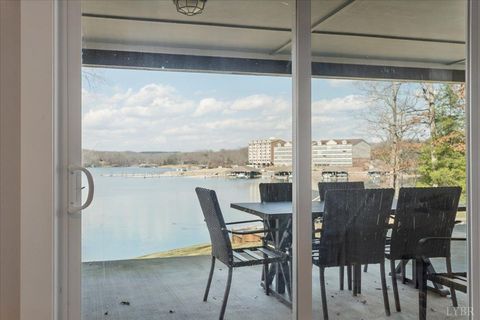 Tiny photo for 1009 Guardian Circle, Huddleston, VA 24104 (MLS # 365014)