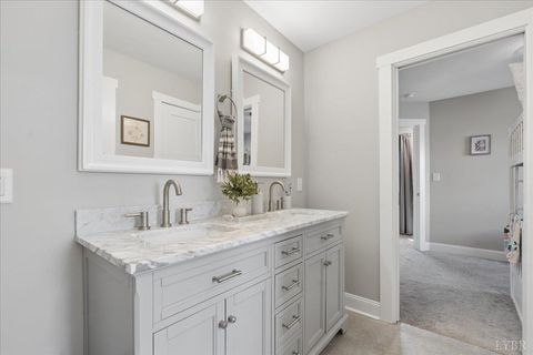 Tiny photo for 1009 Guardian Circle, Huddleston, VA 24104 (MLS # 365014)