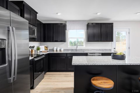 Tiny photo for 54 Crossing Court, Bedford, VA 24523 (MLS # 362297)