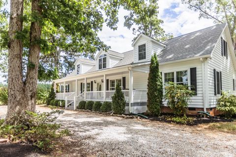 Photo of 1562 Rocks Church Road, Pamplin, VA 23958 (MLS # 361871)