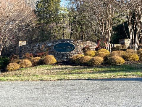 Photo of 0 Crestview Lane, Gretna, VA 24557 (MLS # 362877)