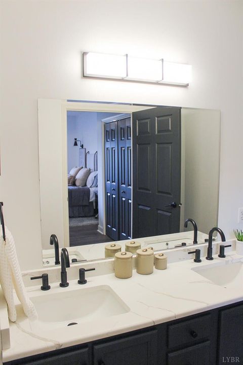 Tiny photo for 1019 Mariners Way Way #30, Huddleston, VA 24104 (MLS # 364102)