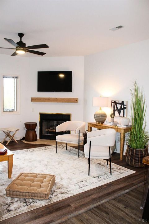 Tiny photo for 1019 Mariners Way Way #30, Huddleston, VA 24104 (MLS # 364102)