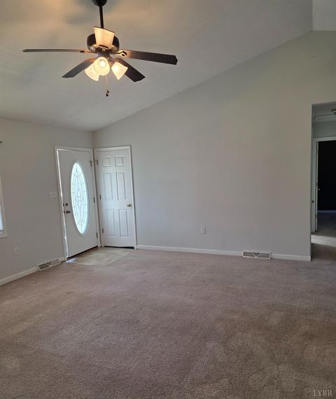 Tiny photo for 229 Lee Grant Avenue, Appomattox, VA 24522 (MLS # 364919)