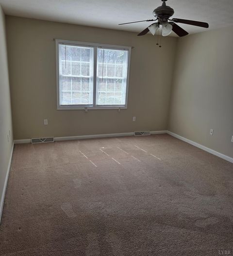 Tiny photo for 229 Lee Grant Avenue, Appomattox, VA 24522 (MLS # 364919)