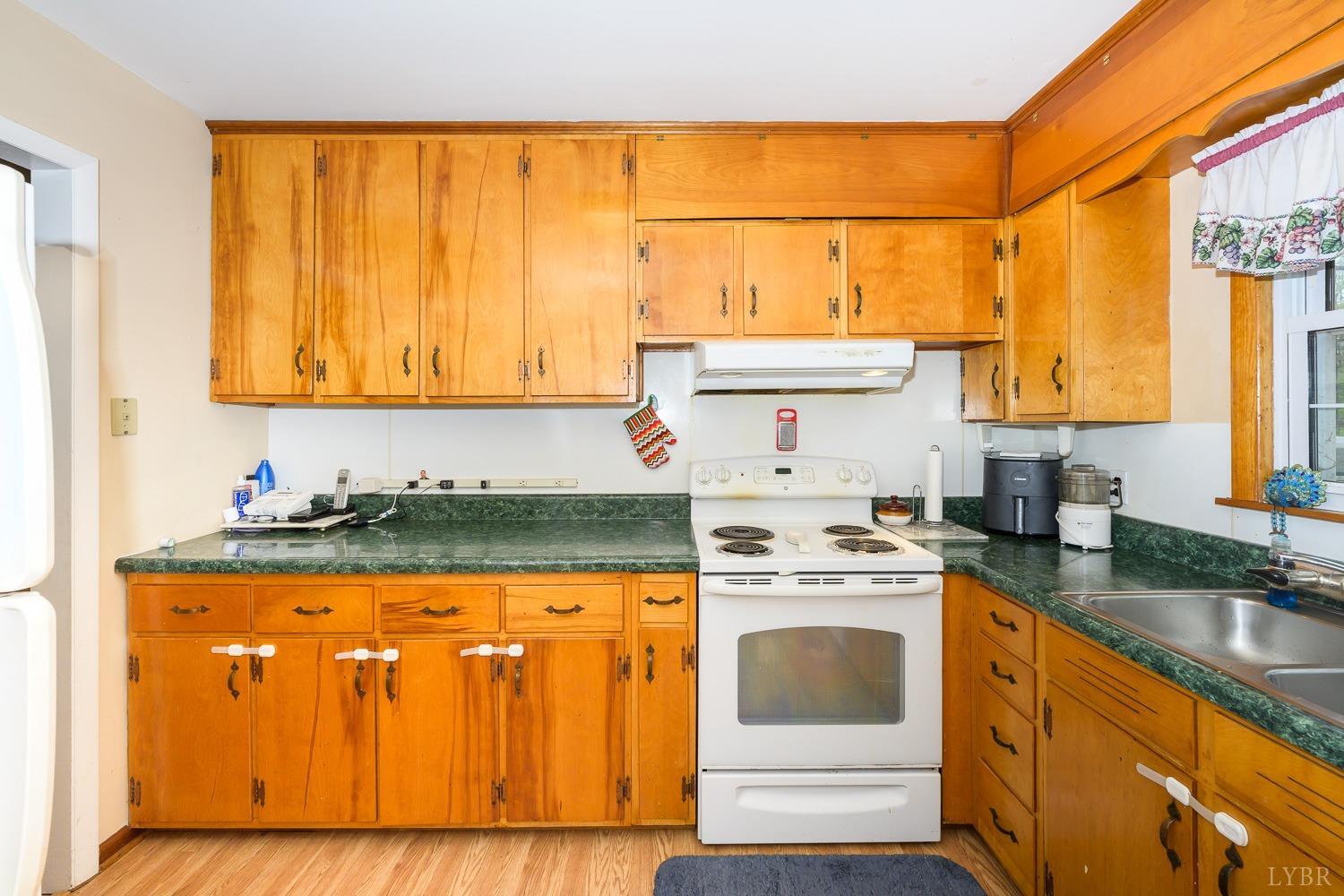 139 Old Main Street, Brookneal, Virginia image 9