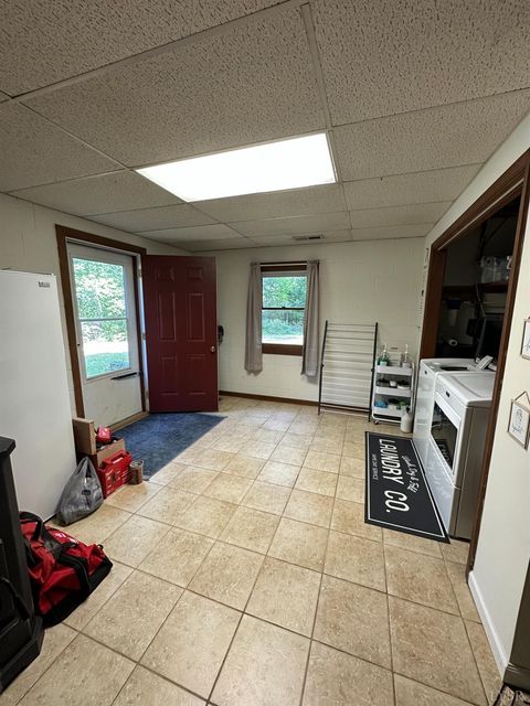 Tiny photo for 1524 Austins Road, Gladstone, VA 24553 (MLS # 363032)