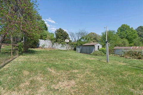Tiny photo for 1410 Gates Street, Lynchburg, VA 24502 (MLS # 365874)