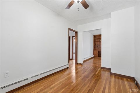 Tiny photo for 1410 Gates Street, Lynchburg, VA 24502 (MLS # 365874)