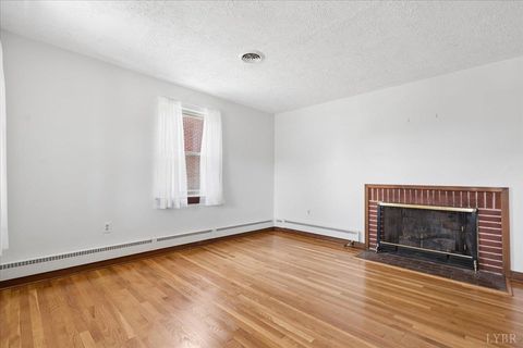 Tiny photo for 1410 Gates Street, Lynchburg, VA 24502 (MLS # 365874)