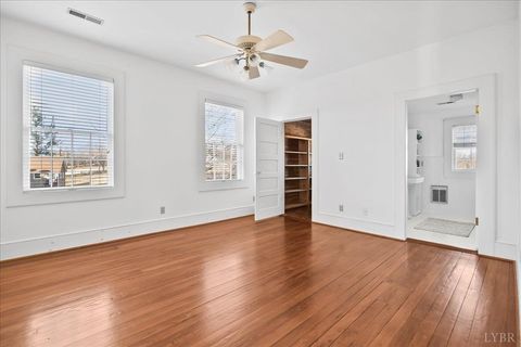 Tiny photo for 4059 Lowry Road, Goode, VA 24556 (MLS # 364456)