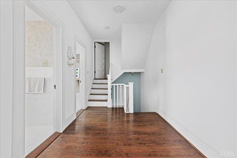 Tiny photo for 4059 Lowry Road, Goode, VA 24556 (MLS # 364456)