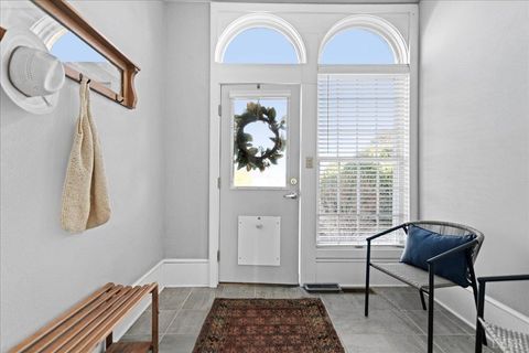 Tiny photo for 4059 Lowry Road, Goode, VA 24556 (MLS # 364456)