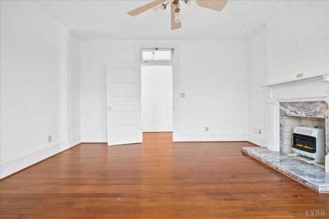 Tiny photo for 4059 Lowry Road, Goode, VA 24556 (MLS # 364456)