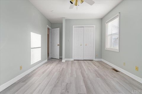 Tiny photo for 4059 Lowry Road, Goode, VA 24556 (MLS # 364456)