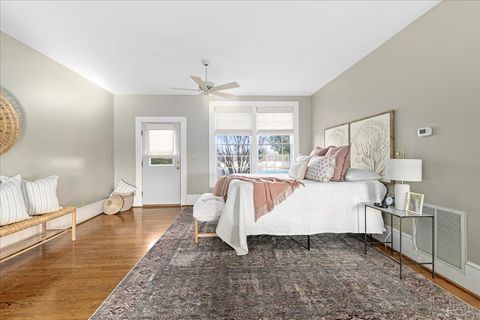 Tiny photo for 4059 Lowry Road, Goode, VA 24556 (MLS # 364456)