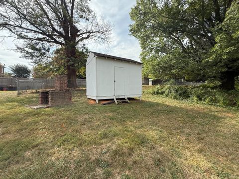 Tiny photo for 707 Stuart Street, Lynchburg, VA 24501 (MLS # 362085)