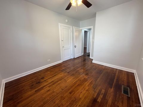 Tiny photo for 707 Stuart Street, Lynchburg, VA 24501 (MLS # 362085)