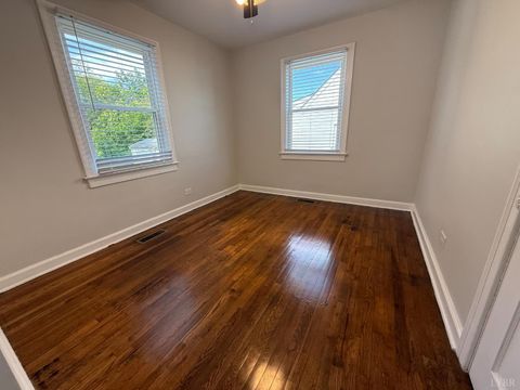 Tiny photo for 707 Stuart Street, Lynchburg, VA 24501 (MLS # 362085)