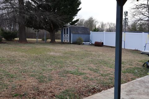 Tiny photo for 4532 Oakdale Drive, Lynchburg, VA 24502 (MLS # 364084)