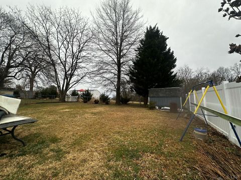 Tiny photo for 4532 Oakdale Drive, Lynchburg, VA 24502 (MLS # 364084)