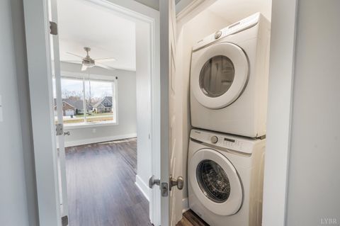 Tiny photo for 33 Zentry Place, Lynchburg, VA 24502 (MLS # 365156)