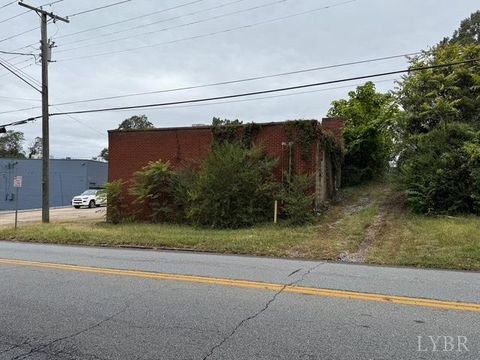 Tiny photo for 2300 Fort Avenue, Lynchburg, VA 24501 (MLS # 361996)