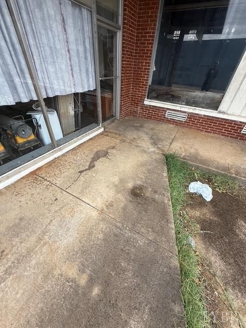 Tiny photo for 2300 Fort Avenue, Lynchburg, VA 24501 (MLS # 361996)