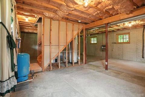 Tiny photo for 2070 Woodson Rd Rd, Roseland, VA 22967 (MLS # 362162)