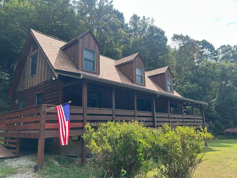 Tiny photo for 2070 Woodson Rd Rd, Roseland, VA 22967 (MLS # 362162)