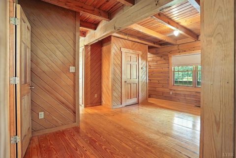Tiny photo for 2070 Woodson Rd Rd, Roseland, VA 22967 (MLS # 362162)