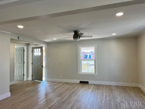 Tiny photo for 3134 Campbell Ave. Ave, Lynchburg, VA 24501 (MLS # 363003)