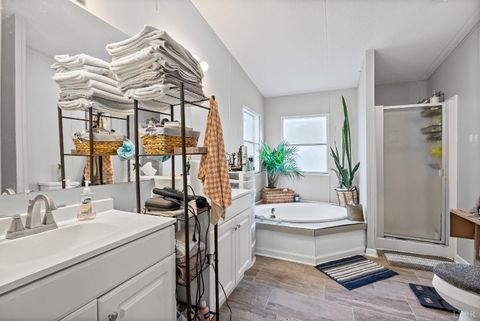 Tiny photo for 287 Castle Creek Lane Ln, Roseland, VA 22967 (MLS # 363167)