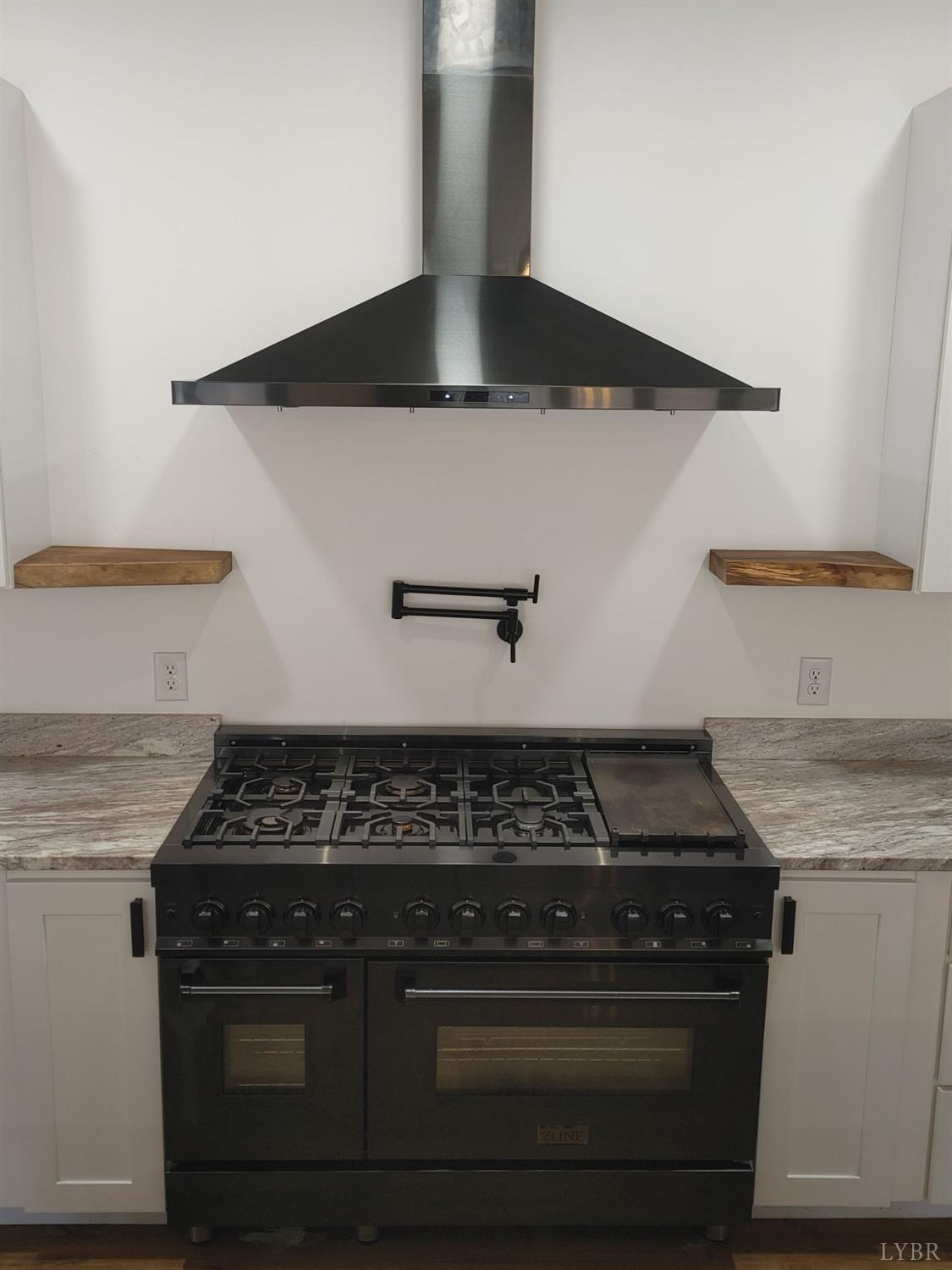 Goode, Virginia 24556, United States, 3 Bedrooms Bedrooms, ,3 BathroomsBathrooms,Residential,Active,176058