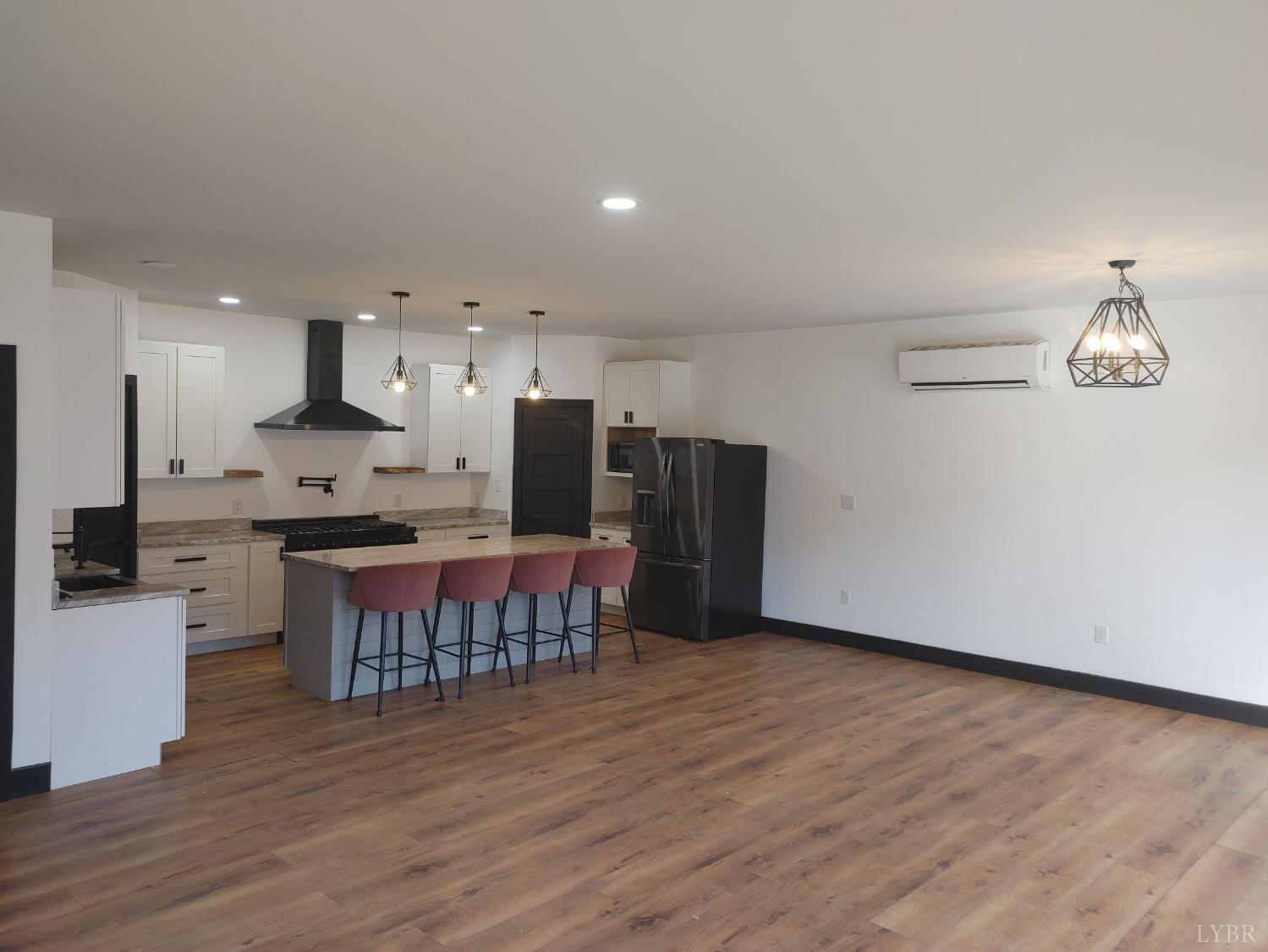 Goode, Virginia 24556, United States, 3 Bedrooms Bedrooms, ,3 BathroomsBathrooms,Residential,Active,176058