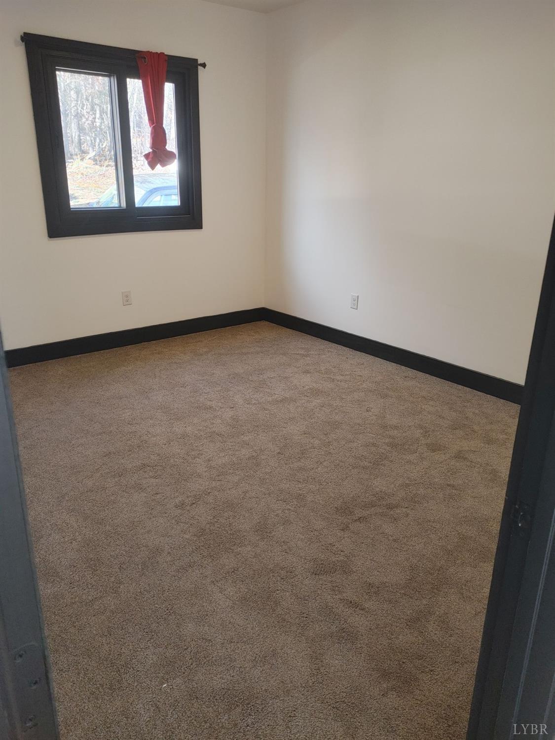 Goode, Virginia 24556, United States, 3 Bedrooms Bedrooms, ,3 BathroomsBathrooms,Residential,Active,176058