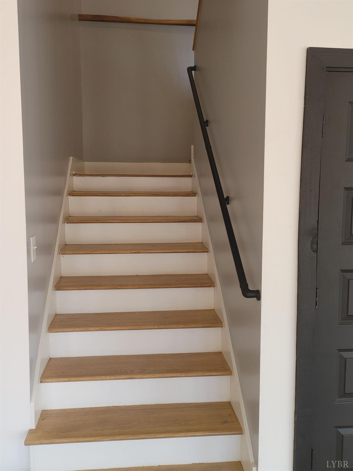 Goode, Virginia 24556, United States, 3 Bedrooms Bedrooms, ,3 BathroomsBathrooms,Residential,Active,176058