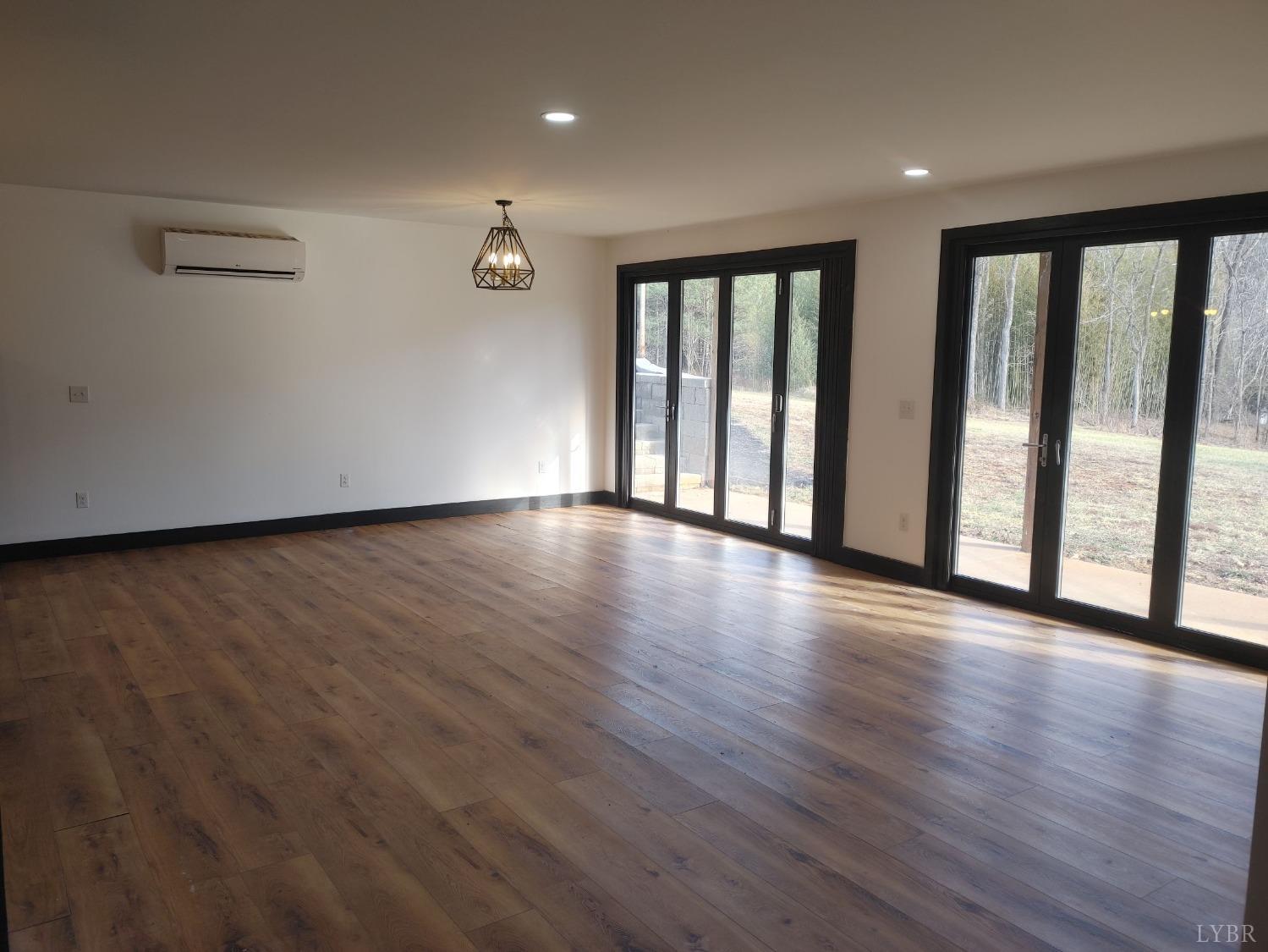 Goode, Virginia 24556, United States, 3 Bedrooms Bedrooms, ,3 BathroomsBathrooms,Residential,Active,176058