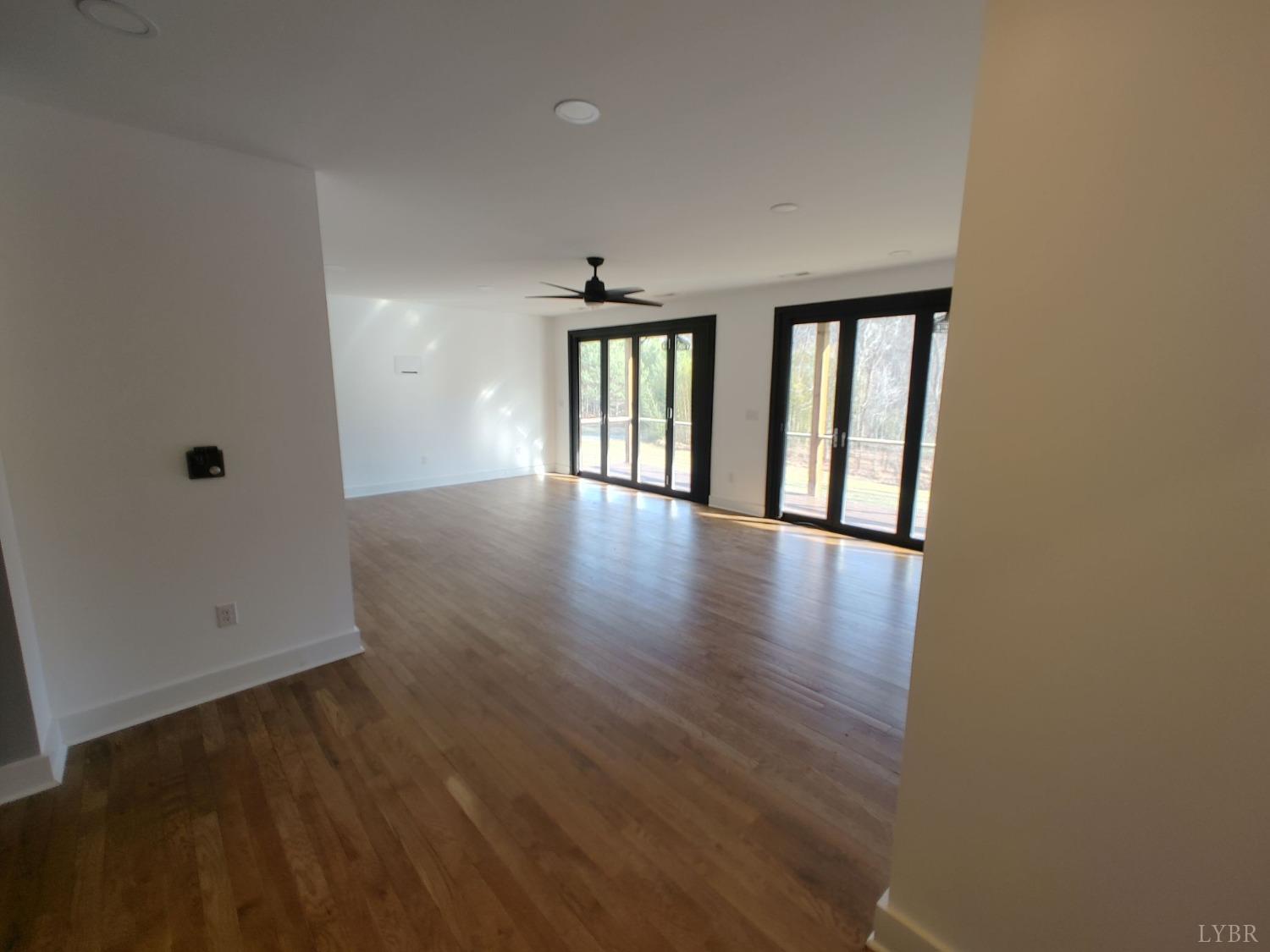 Goode, Virginia 24556, United States, 3 Bedrooms Bedrooms, ,3 BathroomsBathrooms,Residential,Active,176058