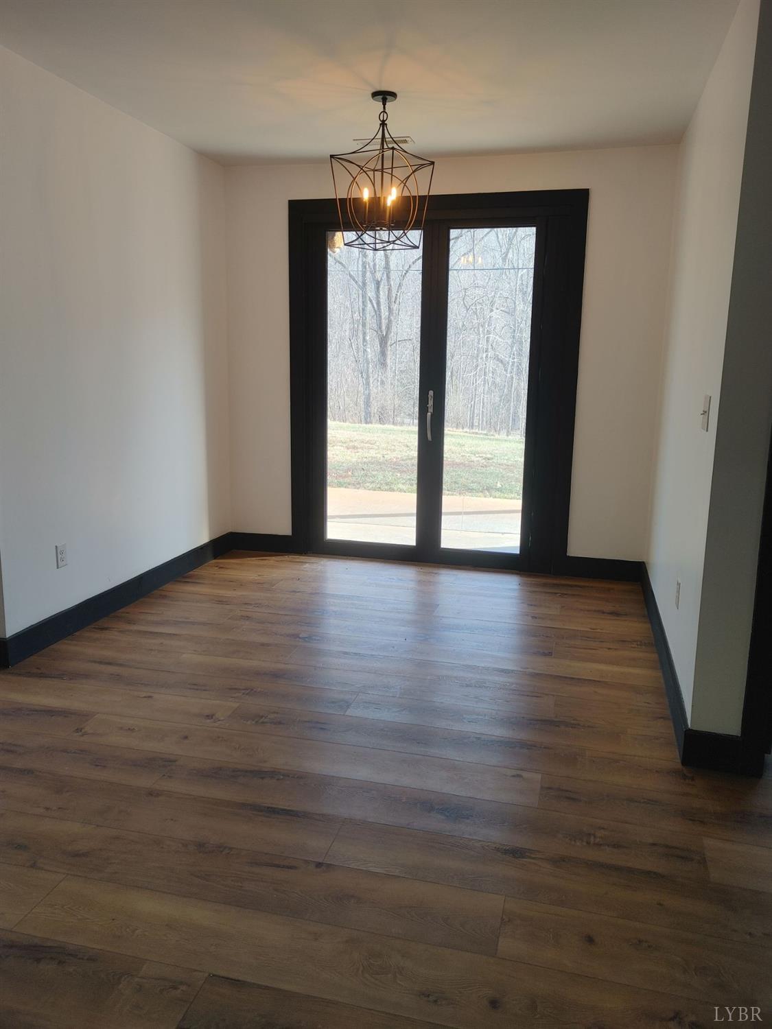 Goode, Virginia 24556, United States, 3 Bedrooms Bedrooms, ,3 BathroomsBathrooms,Residential,Active,176058