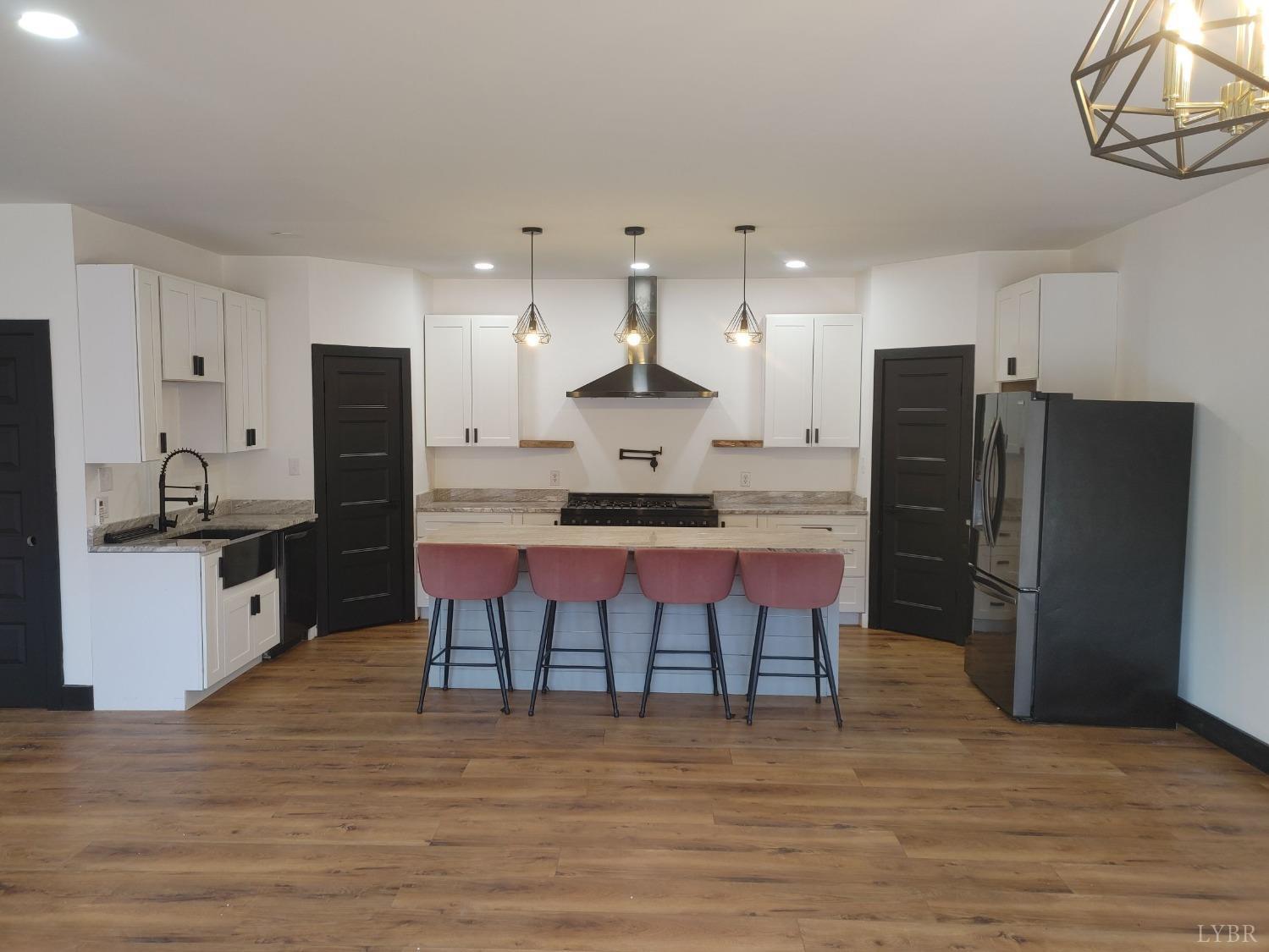 Goode, Virginia 24556, United States, 3 Bedrooms Bedrooms, ,3 BathroomsBathrooms,Residential,Active,176058