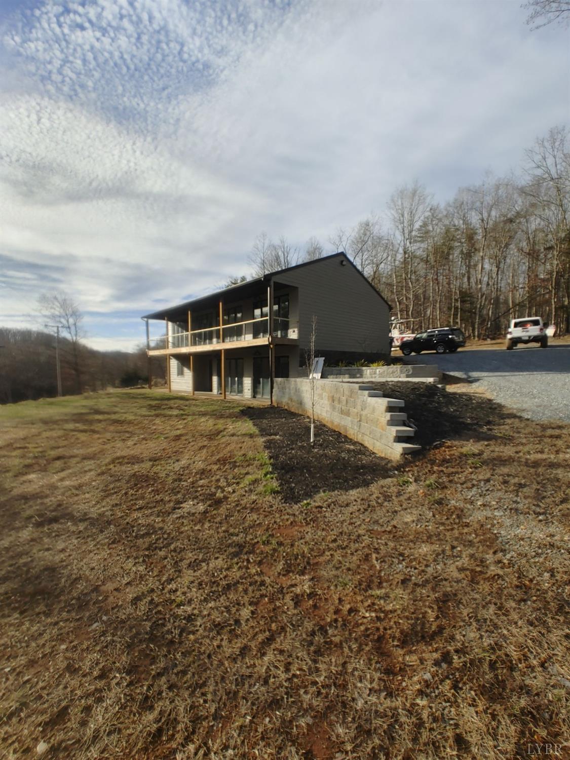 Goode, Virginia 24556, United States, 3 Bedrooms Bedrooms, ,3 BathroomsBathrooms,Residential,Active,176058