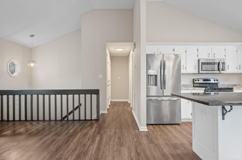 Tiny photo for 117 Settlement Drive, Lynchburg, VA 24502 (MLS # 363649)