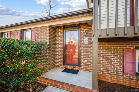 Tiny photo for 1071 Great Oaks Road, Forest, VA 24551 (MLS # 365058)