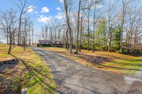 Tiny photo for 1071 Great Oaks Road, Forest, VA 24551 (MLS # 365058)